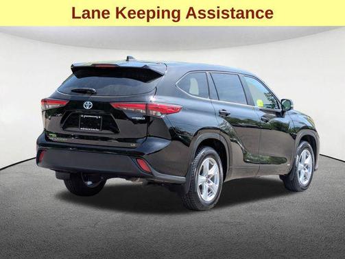2023 Toyota Highlander Hybrid LE
