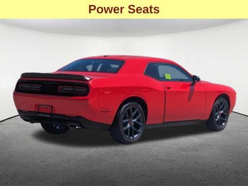 White Knuckle Clearcoat 2023 Dodge Challenger SXT