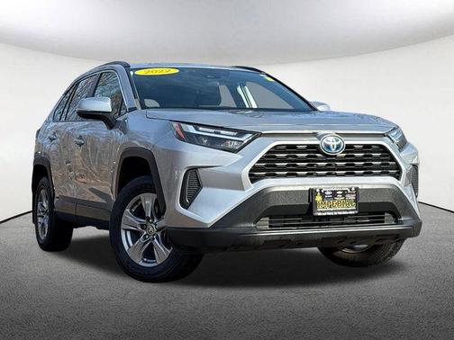 2022 Toyota RAV4 Hybrid XLE