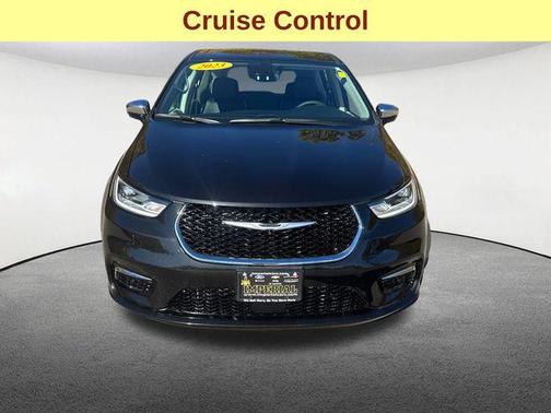 2023 Chrysler Pacifica Hybrid Limited