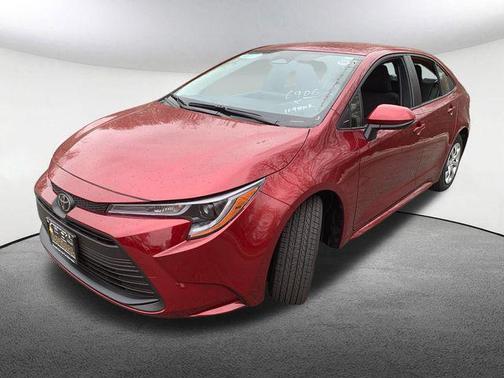 Ruby Flare Pearl 2026 Toyota Corolla LE