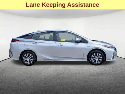 2022 Toyota Prius Prime LE