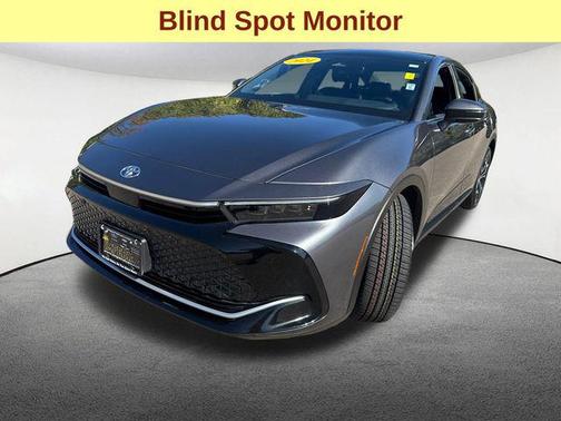 2024 Toyota Crown Limited