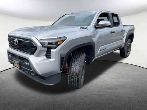 2025 Toyota Tacoma Hybrid TRD Off Road