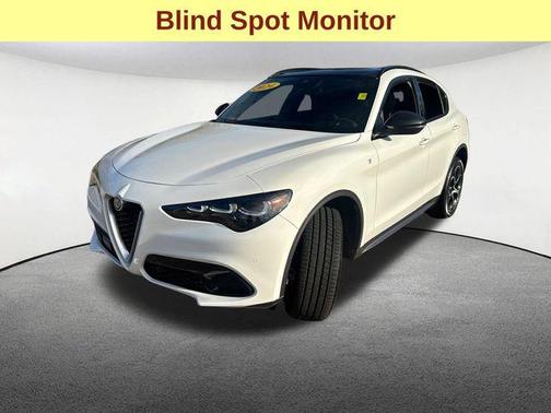 2024 Alfa Romeo Stelvio Ti