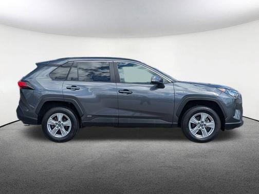 2020 Toyota RAV4 Hybrid LE