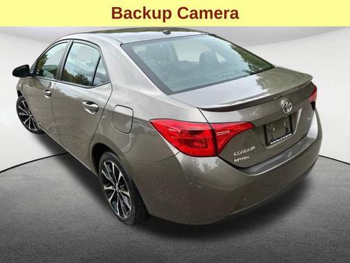 Gray Metallic 2018 Toyota Corolla SE
