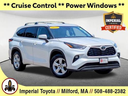 2022 Toyota Highlander LE