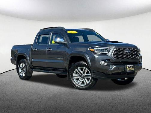 Magnetic Gray Metallic 2019 Toyota Tacoma Limited