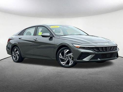 Amazon Gray 2025 Hyundai ELANTRA SEL