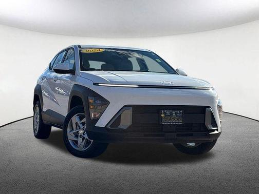 2024 Hyundai KONA SE