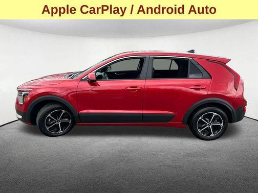 Runway Red 2025 Kia Niro LX