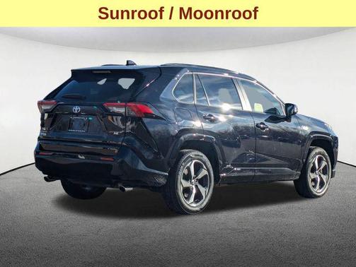 2022 Toyota RAV4 Prime SE