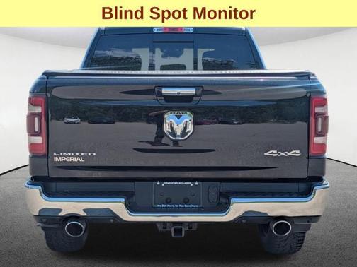 Diamond Black Crystal Pearlcoat 2021 RAM 1500 Limited