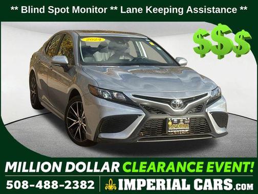 2024 Toyota Camry SE