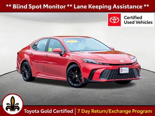 2025 Toyota Camry SE