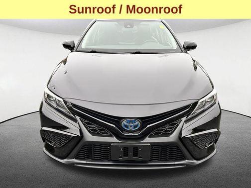Midnight Black Metallic 2023 Toyota Camry SE