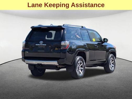 2024 Toyota 4Runner TRD Off Road