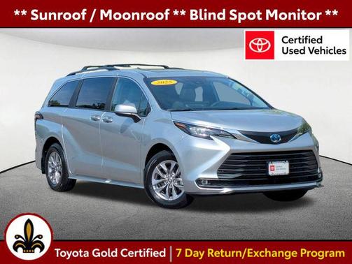 2025 Toyota Sienna XLE 8 Passenger