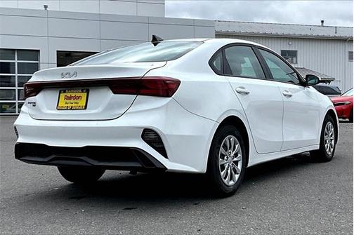 2023 Kia Forte LX
