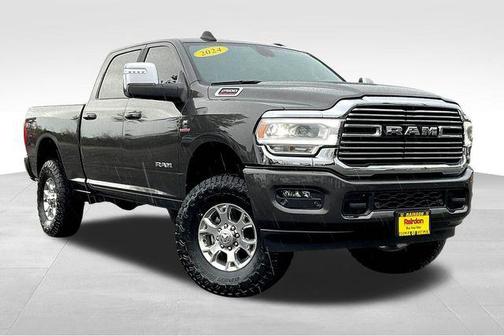 2024 RAM 2500 Laramie Crew Cab 4x4 6'4' Box