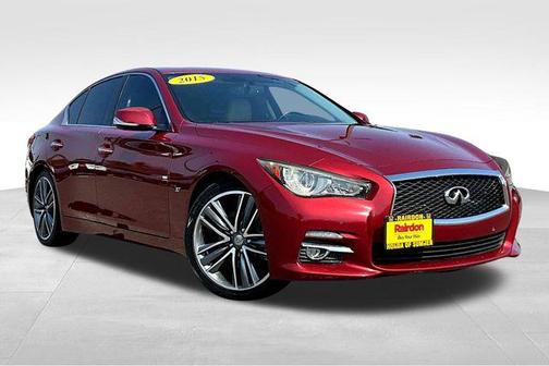 2015 INFINITI Q50 Premium