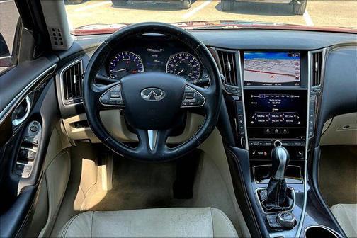 2015 INFINITI Q50 Premium