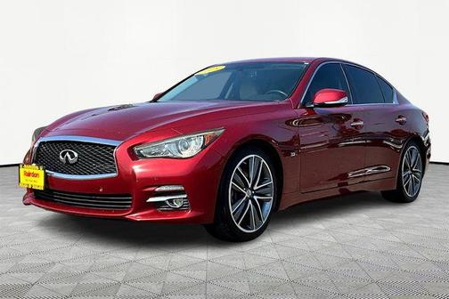 2015 INFINITI Q50 Premium