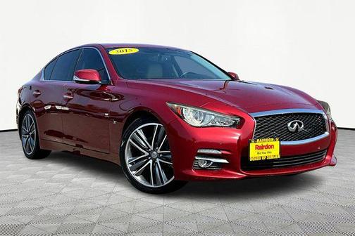 2015 INFINITI Q50 Premium