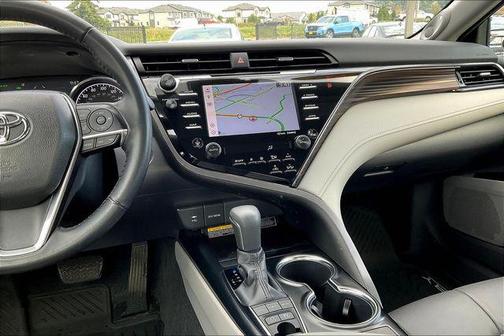 2019 Toyota Camry Hybrid LE