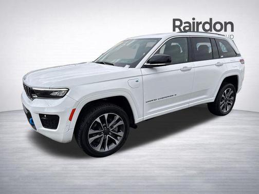 2022 Jeep Grand Cherokee 4xe Overland