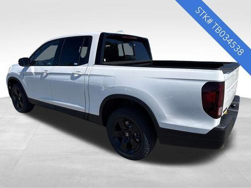 Platinum White Pearl 2026 Honda Ridgeline Black