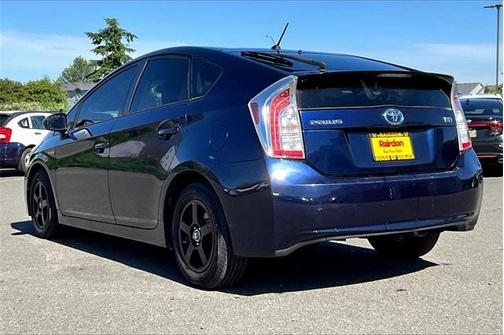2012 Toyota Prius Five