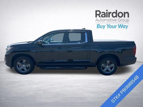 Crystal Black Pearl 2023 Honda Ridgeline RTL