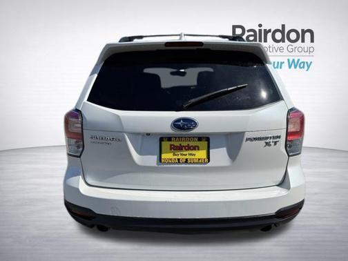 Crystal White Pearl 2018 Subaru Forester 2.0XT Premium