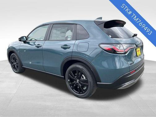 Nordic Forest Pearl 2026 Honda HR-V AWD Sport