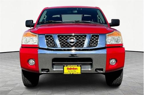 2012 Nissan Titan SV