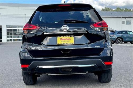 2017 Nissan Rogue S