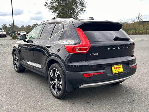 2021 Volvo XC40 T5 Inscription