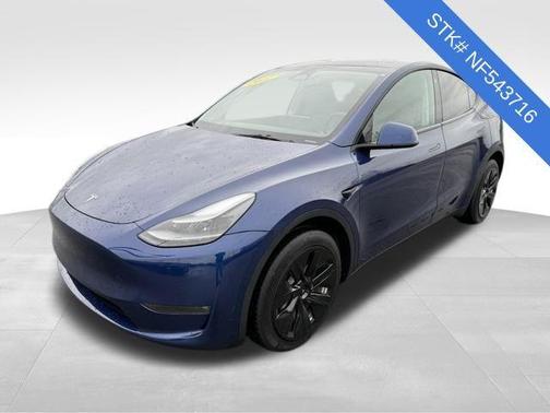 2022 Tesla Model Y Long Range Dual Motor All-Wheel Drive