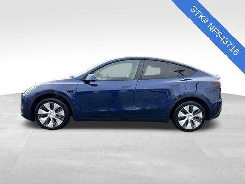 2022 Tesla Model Y Long Range Dual Motor All-Wheel Drive