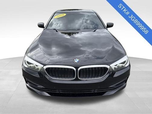 2018 BMW 530 530i