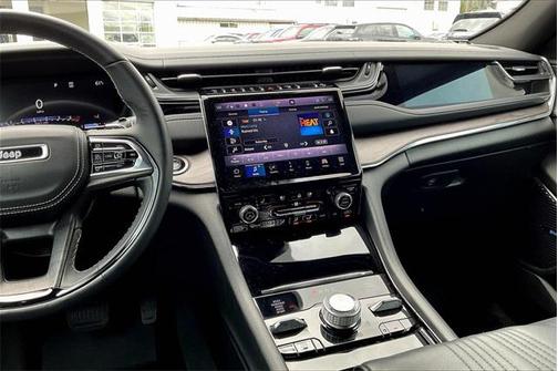 2023 Jeep Grand Cherokee Overland