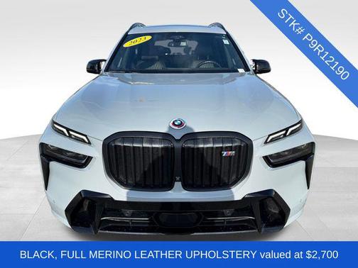 2023 BMW X7 M60i