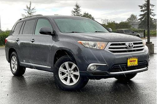 2012 Toyota Highlander SE