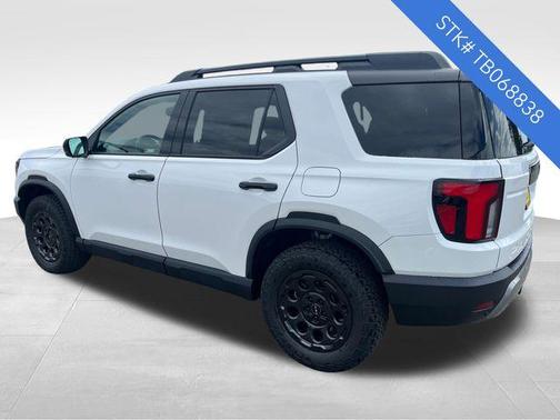 Platinum White Pearl 2026 Honda Passport AWD TrailSport Elite Blackout