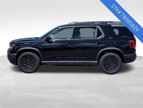 Crystal Black Pearl 2026 Honda Passport AWD TrailSport Elite Blackout