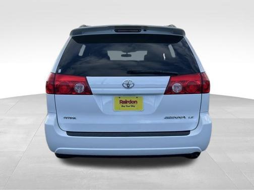 2009 Toyota Sienna CE