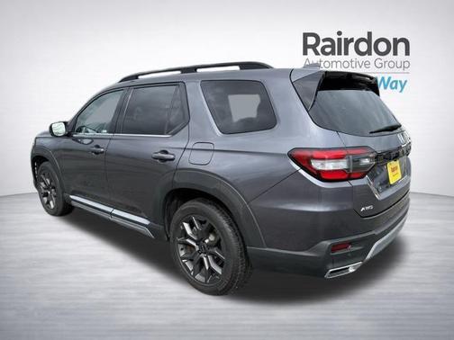 Modern Steel Metallic 2023 Honda Pilot AWD Elite