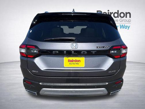 Modern Steel Metallic 2023 Honda Pilot AWD Elite